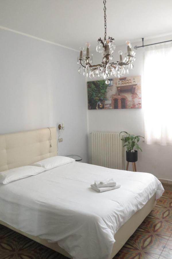 Apartment With Lovely Garden Verona Exteriör bild